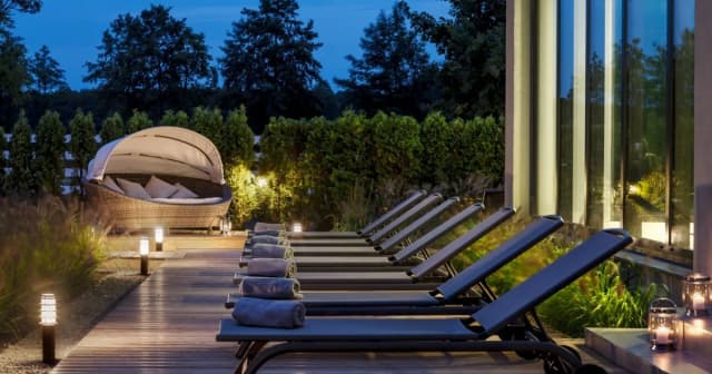 Najlepsze hotele spa w Warszawie i okolicach dla relaksu i wypoczynku